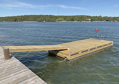 Huvila Massiivi massiivibetoni ponttoonilaituri