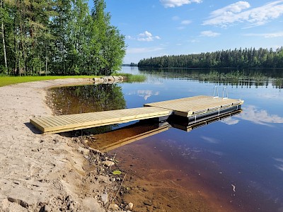 Mika muoviputkiponttonilaituri